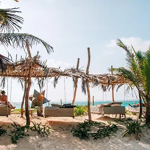 Ikal Hotel Tulum
