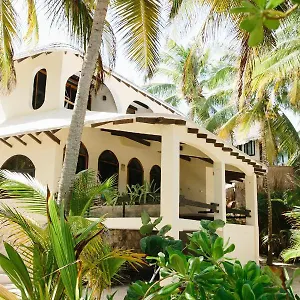 Olas Bed & Breakfast Tulum