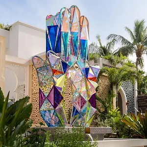 Sana Beachfront Boutique Hotel